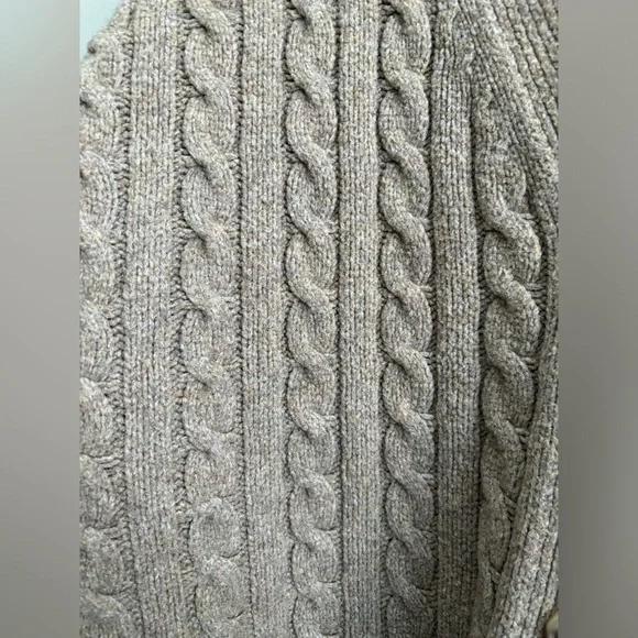 LAST CHANCE EUC ABERCROMBIE & FITCH CHUNKY CABLE KNIT V-NECK CARDIGAN, BROWN L - Picture 6 of 11